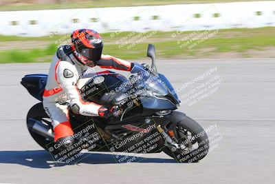 media/Jan-20-2023-Fastrack Riders (Fri) [[f2ad32aba3]]/Level 1/session 3 turn 9/